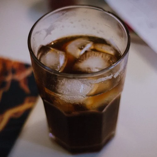 alimentos que manchan los dientes